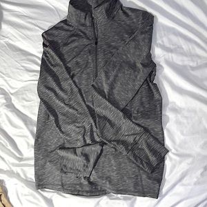 Xersion, large, grey and white